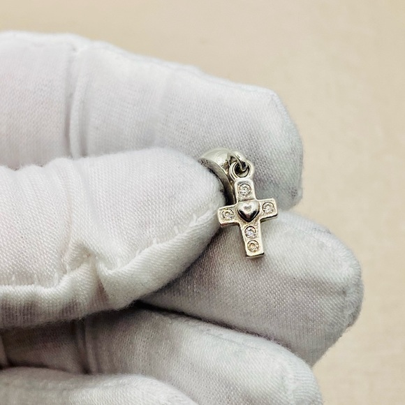 EUC Pandora 790355CZ Sterling Silver Cross Dangle w/ Clear Zirconia - RETIRED - Picture 4 of 9